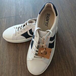Born Men's White and Navy Sneakers